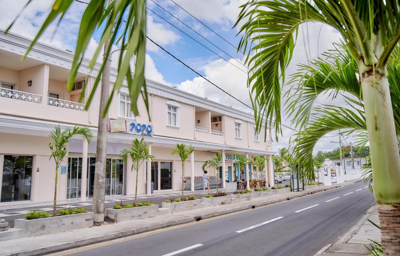 Bon Azur Beachfront Suites & Penthouses With Lov Trou aux Biches Exteriör bild