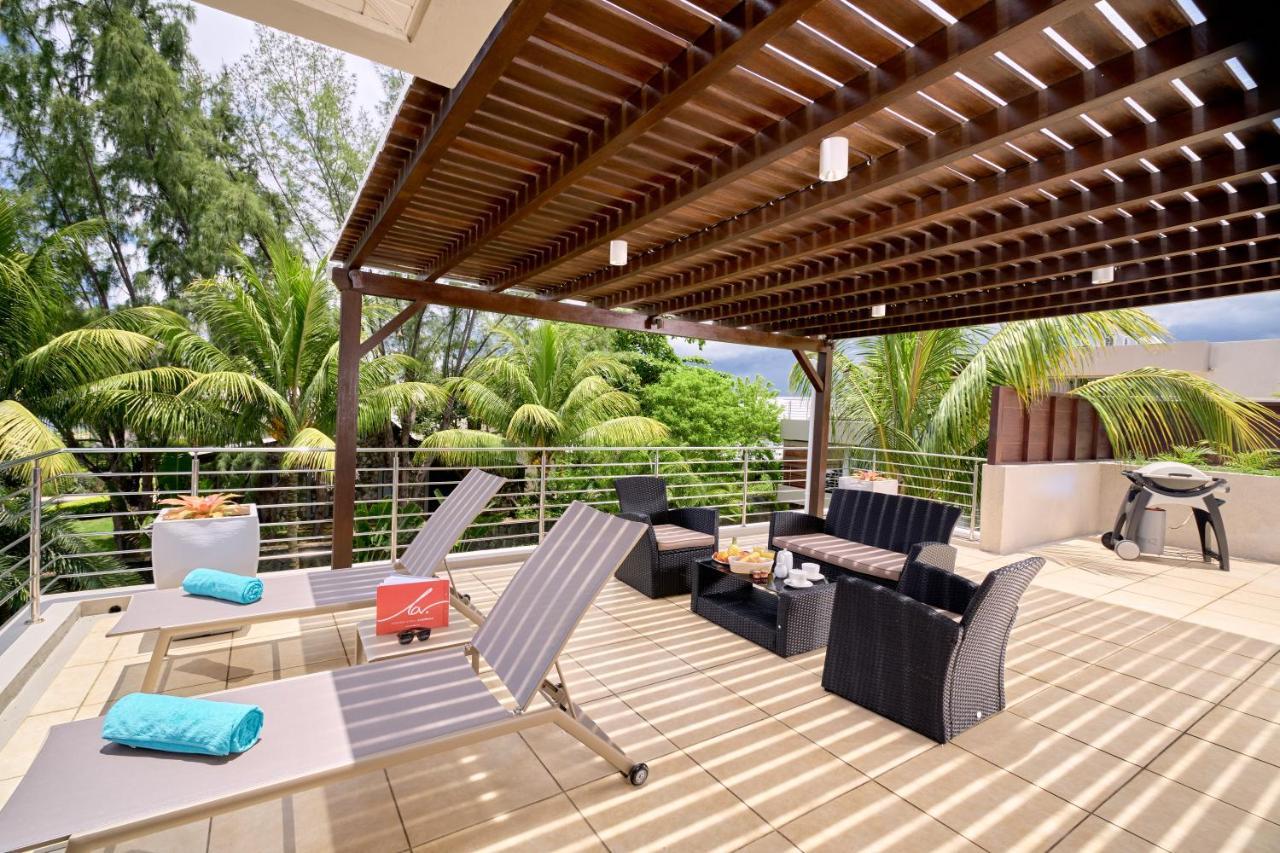 Bon Azur Beachfront Suites & Penthouses With Lov Trou aux Biches Exteriör bild