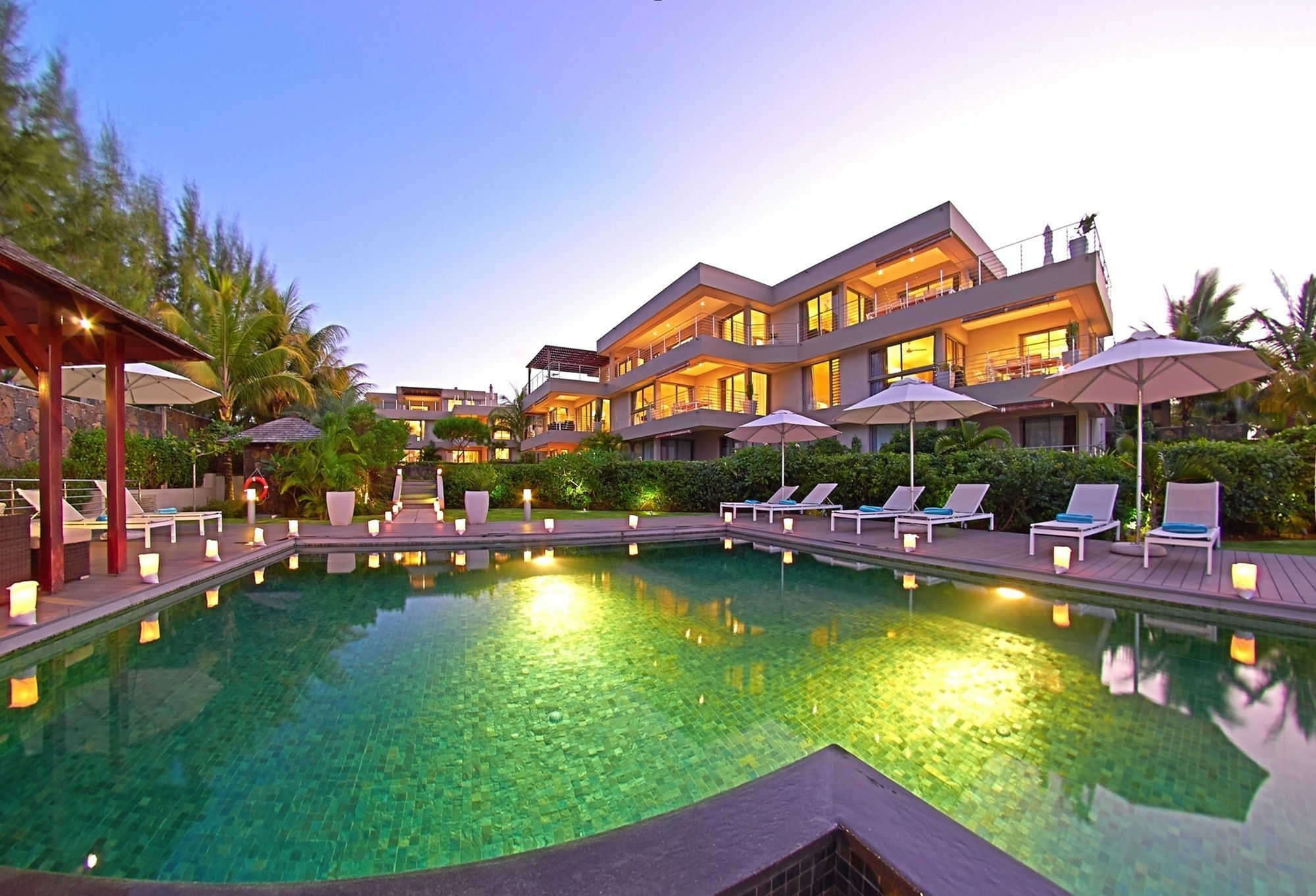 Bon Azur Beachfront Suites & Penthouses With Lov Trou aux Biches Exteriör bild