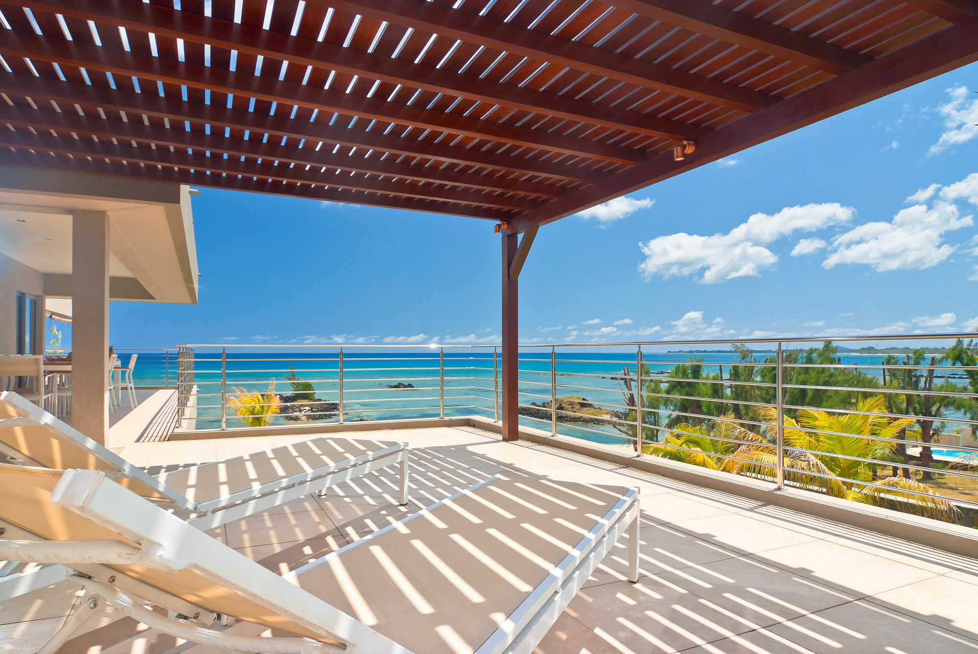 Bon Azur Beachfront Suites & Penthouses With Lov Trou aux Biches Exteriör bild
