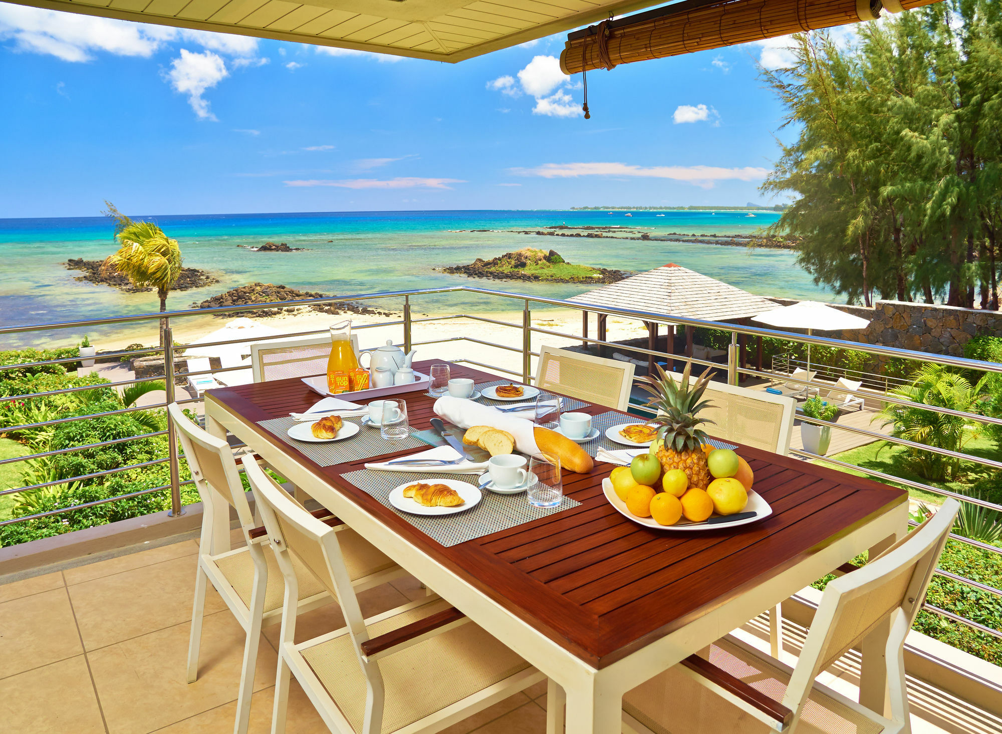 Bon Azur Beachfront Suites & Penthouses With Lov Trou aux Biches Exteriör bild