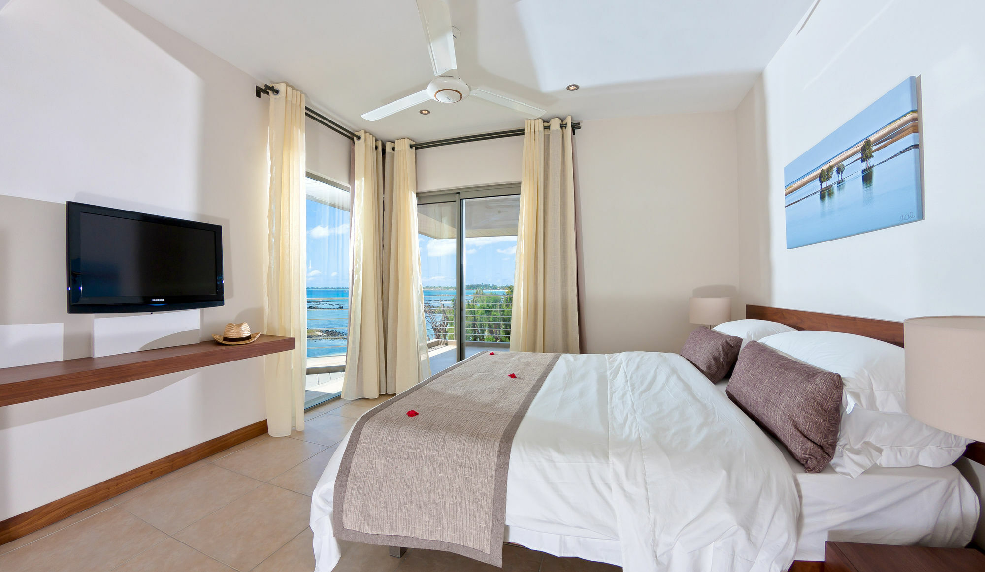 Bon Azur Beachfront Suites & Penthouses With Lov Trou aux Biches Exteriör bild